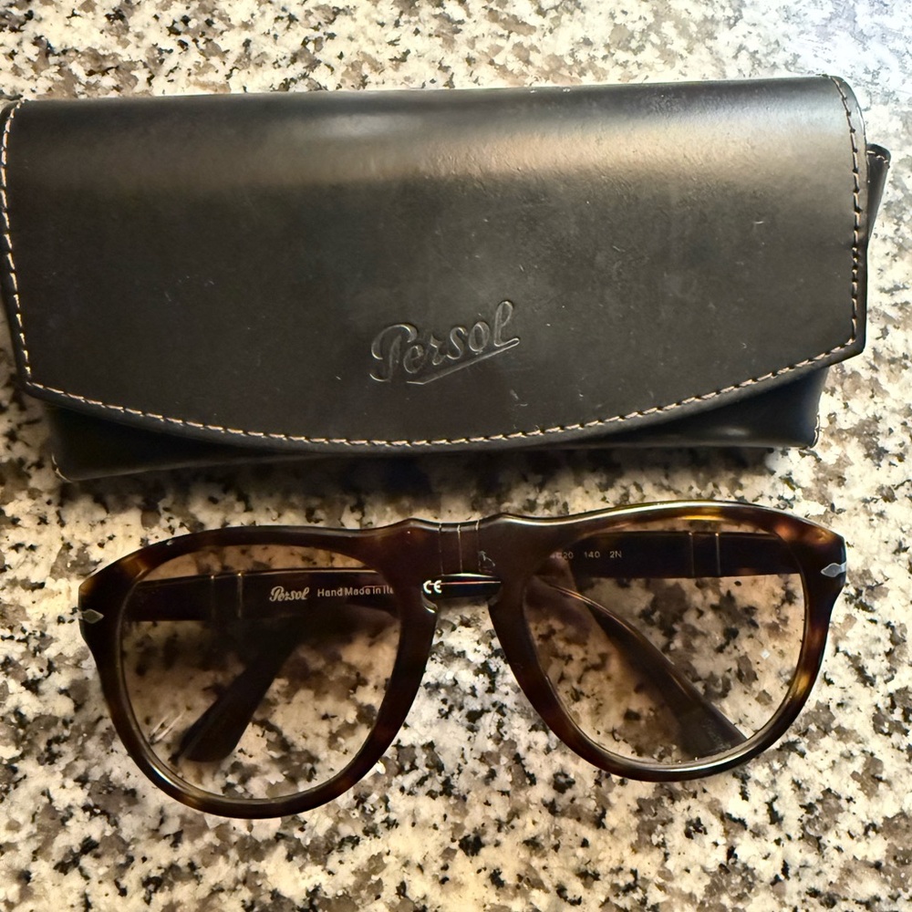 Persol 649